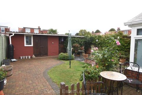 4 bedroom semi-detached house for sale, Oxford Road, Gosport