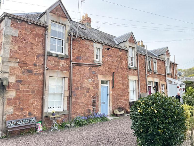 Melbourne Place, North Berwick, East Lothian, EH39 1 bed flat £850 pcm (£196 pw)