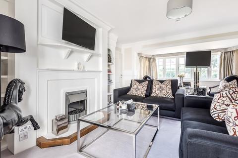 Carolina Ridgemount Road, Ascot, SL5 9RS