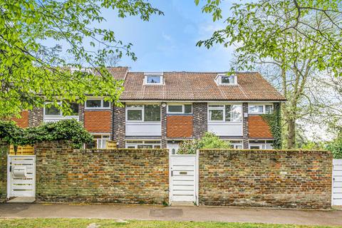 17 Crescent Wood Road, London, SE26 6RT