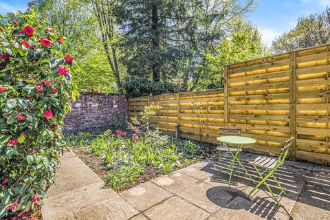 17 Crescent Wood Road, London, SE26 6RT