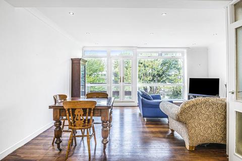 17 Crescent Wood Road, London, SE26 6RT
