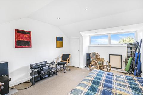 17 Crescent Wood Road, London, SE26 6RT