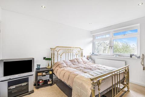 17 Crescent Wood Road, London, SE26 6RT