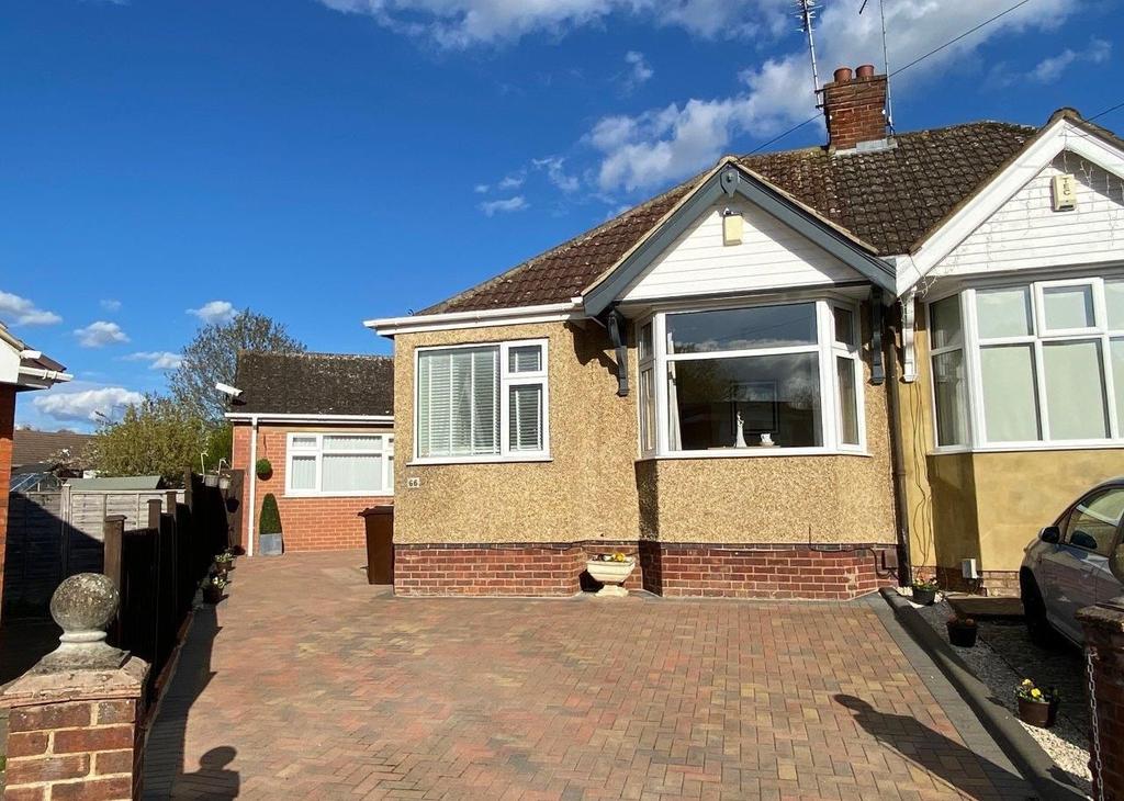 Reedway, Spinney Hill, Northampton NN3 6BT 3 bed semidetached bungalow