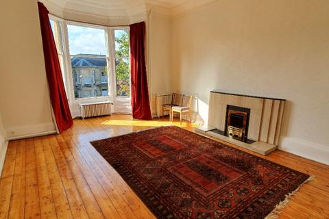 3 bedroom flat to rent, Merchiston Park, Merchiston, Edinburgh, EH10