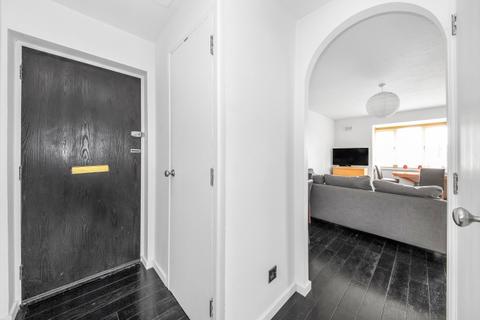 118 Sterling Gardens, London, SE14 6DZ