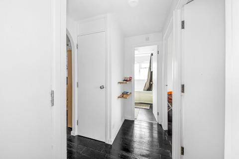 118 Sterling Gardens, London, SE14 6DZ