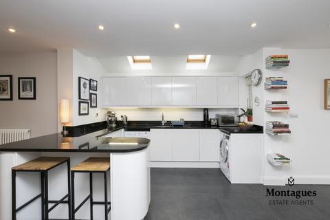 81 Lindsey Street, Epping, CM16 6RD