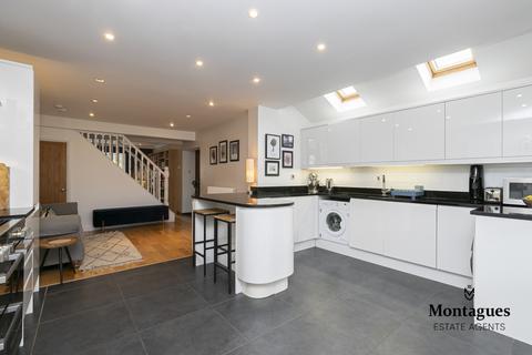 81 Lindsey Street, Epping, CM16 6RD
