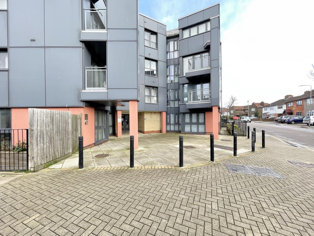 Invito House, Bramley Crescent, Gants Hill, Essex IG2 Studio £250,000