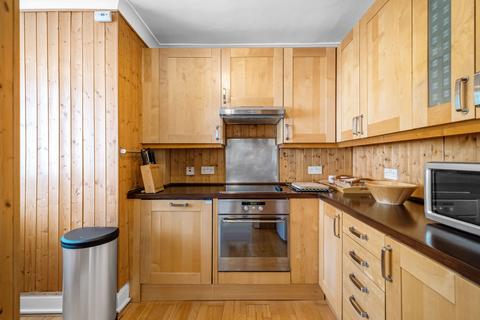 2 bedroom flat to rent, Royal Avenue, SW3