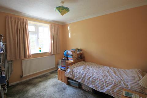 4 Abbeyfields Close, Netley Abbey, Southampton, SO31 5GR