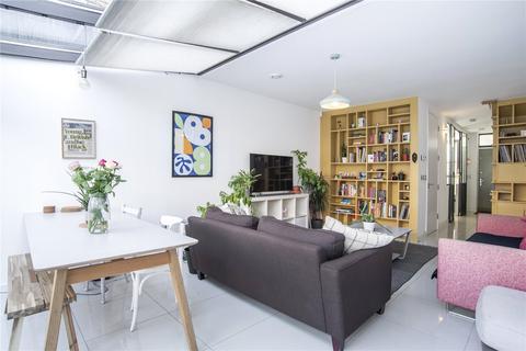 59 Daubeney Road, London, E5 0EE