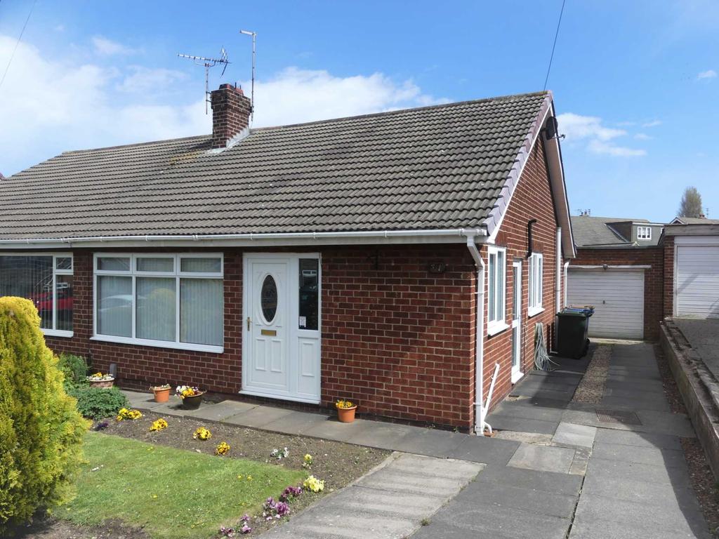 Eden Road, Skelton 2 bed semidetached bungalow £100,000