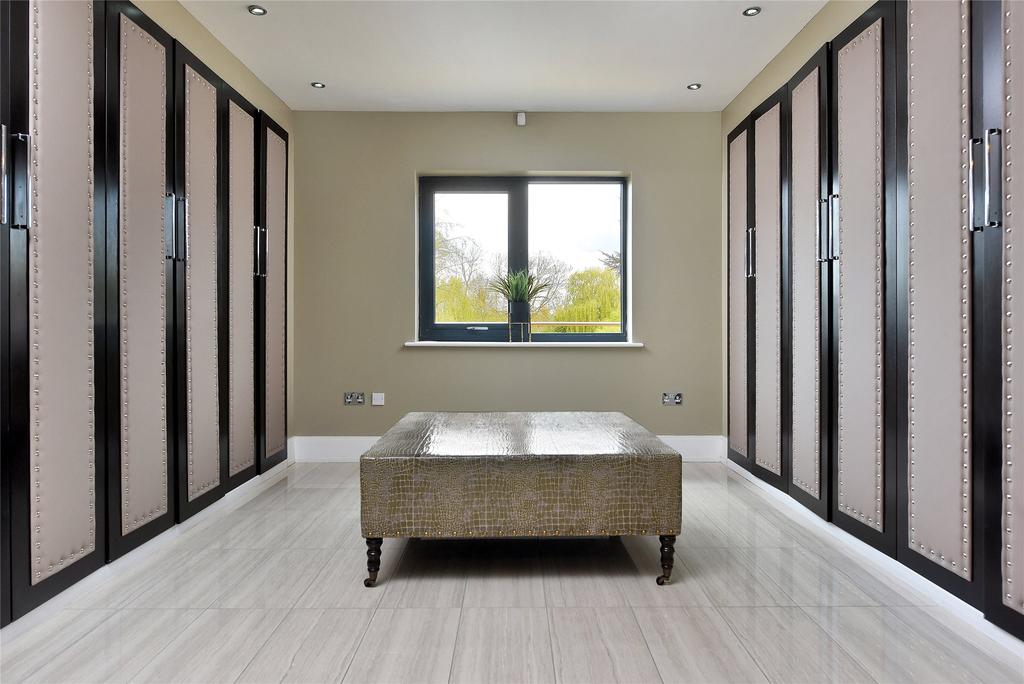 Dressing Area