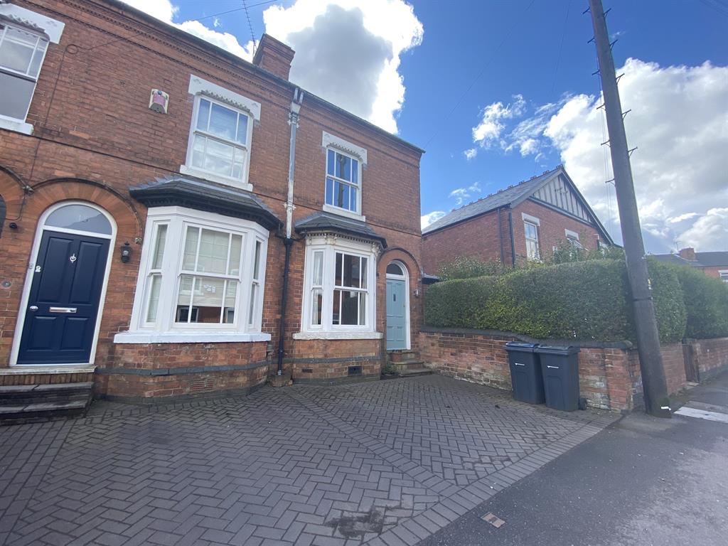 Greenfield Road, Harborne... 2 bed end of terrace house £850 pcm (£