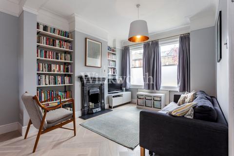 199 Hewitt Avenue, London, N22 6QG