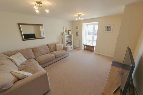 14 Towpath Avenue, Northampton, NN4 9DU