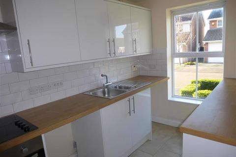 3 bedroom semi-detached house to rent, Gordale Close, Winnington, Northwich, CW8