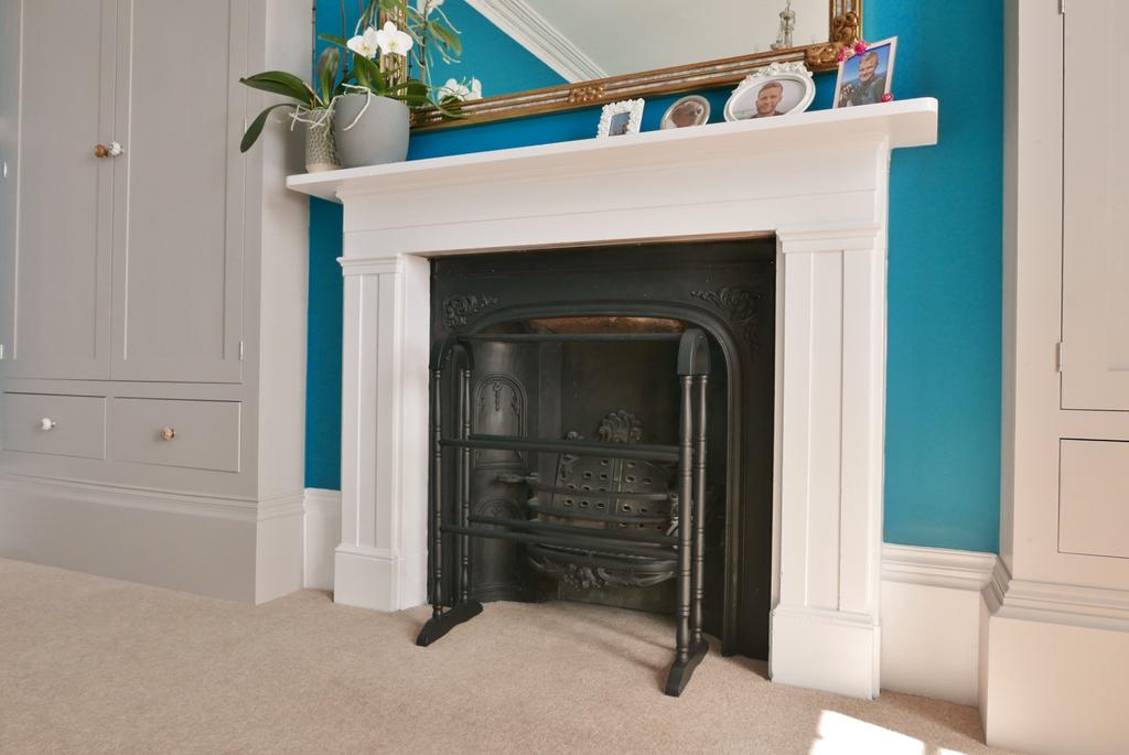Fireplace bedroom 1