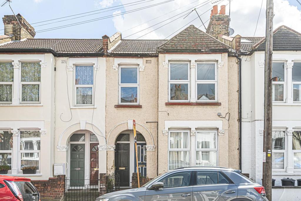 Fairlight Road, Tooting 2 bed £450,000