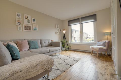 29 Buckstone Howe, Edinburgh, EH10 6XF
