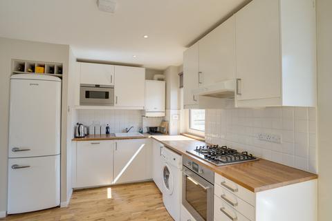 29 Buckstone Howe, Edinburgh, EH10 6XF