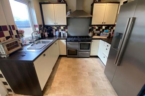 6 Dell Crescent, Northampton, NN3 8SG