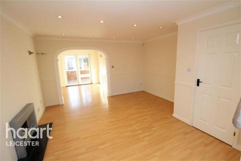 4 bedroom detached house to rent, Barley Close,  Glenfield
