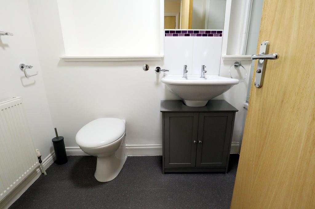 Bathroom (1)