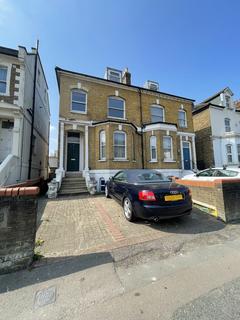 Mayes Road, Wood Green