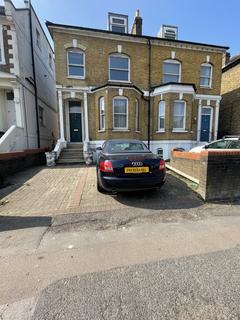 undefined, Mayes Road, Wood Green