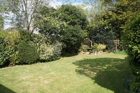 39 Caves Lane, Bedford, MK40 3DW