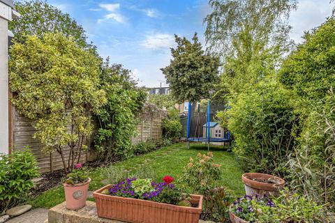 43 Edna Road, Raynes Park, London, SW20 8BS