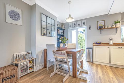 43 Edna Road, Raynes Park, London, SW20 8BS