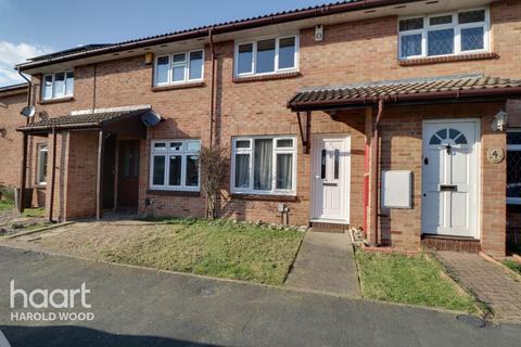 3 Camellia Close, Romford, RM3 0XW