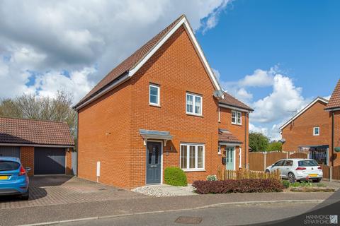 33 Mountbatten Drive, Norwich, NR6 7PJ
