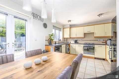33 Mountbatten Drive, Norwich, NR6 7PJ