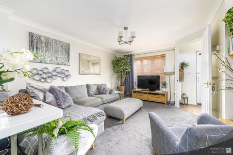 33 Mountbatten Drive, Norwich, NR6 7PJ