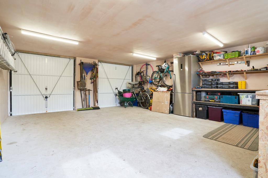 Excellent Double Garage