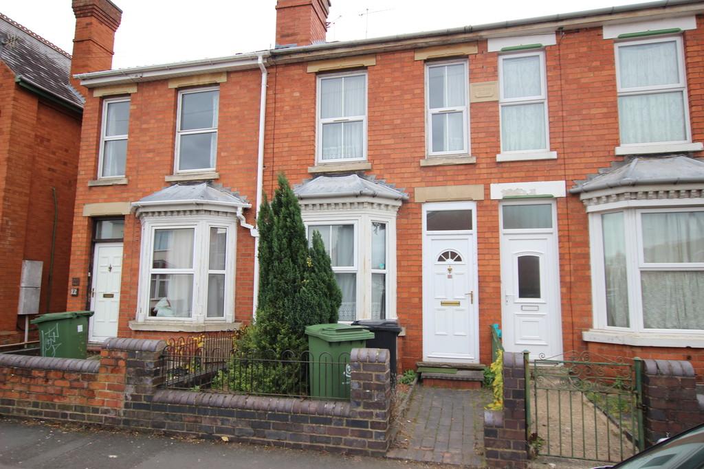 10 Comer Gardens 3 bed terraced house £925 pcm (£213 pw)