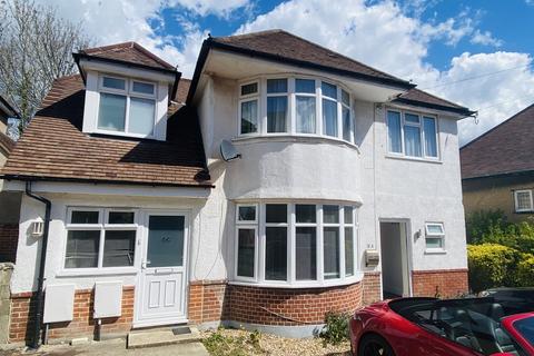 2 bed flat/apartment for rent in Wharfdale Road, Westbourne