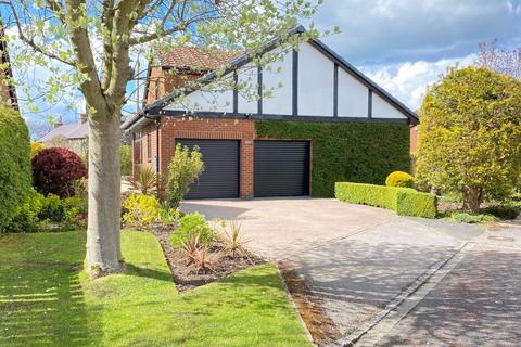 1 Castle Hill Close, Harrogate, HG2 9JH
