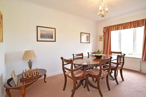 1 Castle Hill Close, Harrogate, HG2 9JH