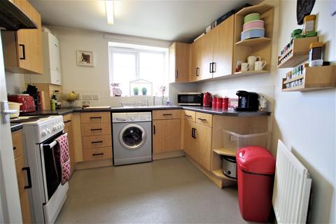 93 Hamilton Avenue, Uttoxeter, ST14 7FE