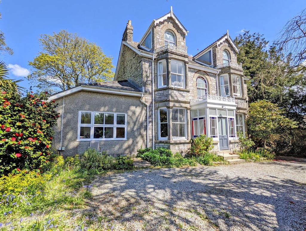 Kenwyn Road, Truro, Cornwall 5 bed detached house £850,000