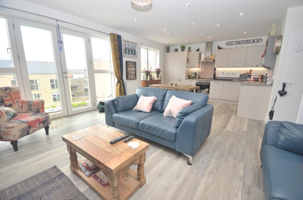 Sydney Street, Brightlingsea 3 bed property £1,100 pcm (£254 pw)