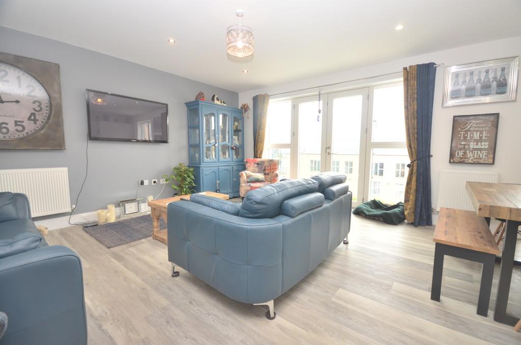 Sydney Street, Brightlingsea 3 bed property £1,100 pcm (£254 pw)