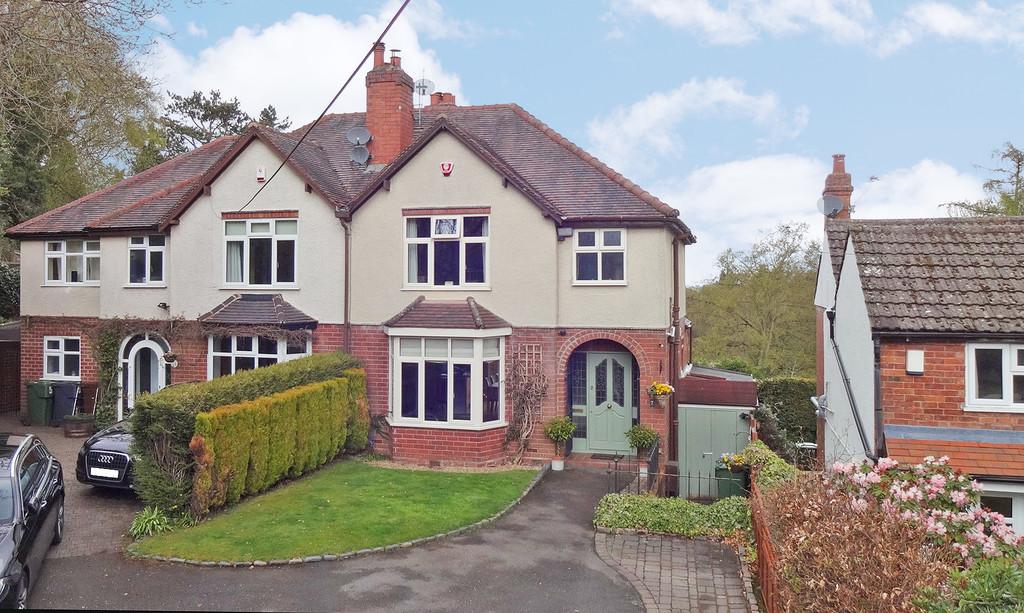 Warren Lane, Lickey, B45 8ER 3 bed semidetached house £399,000